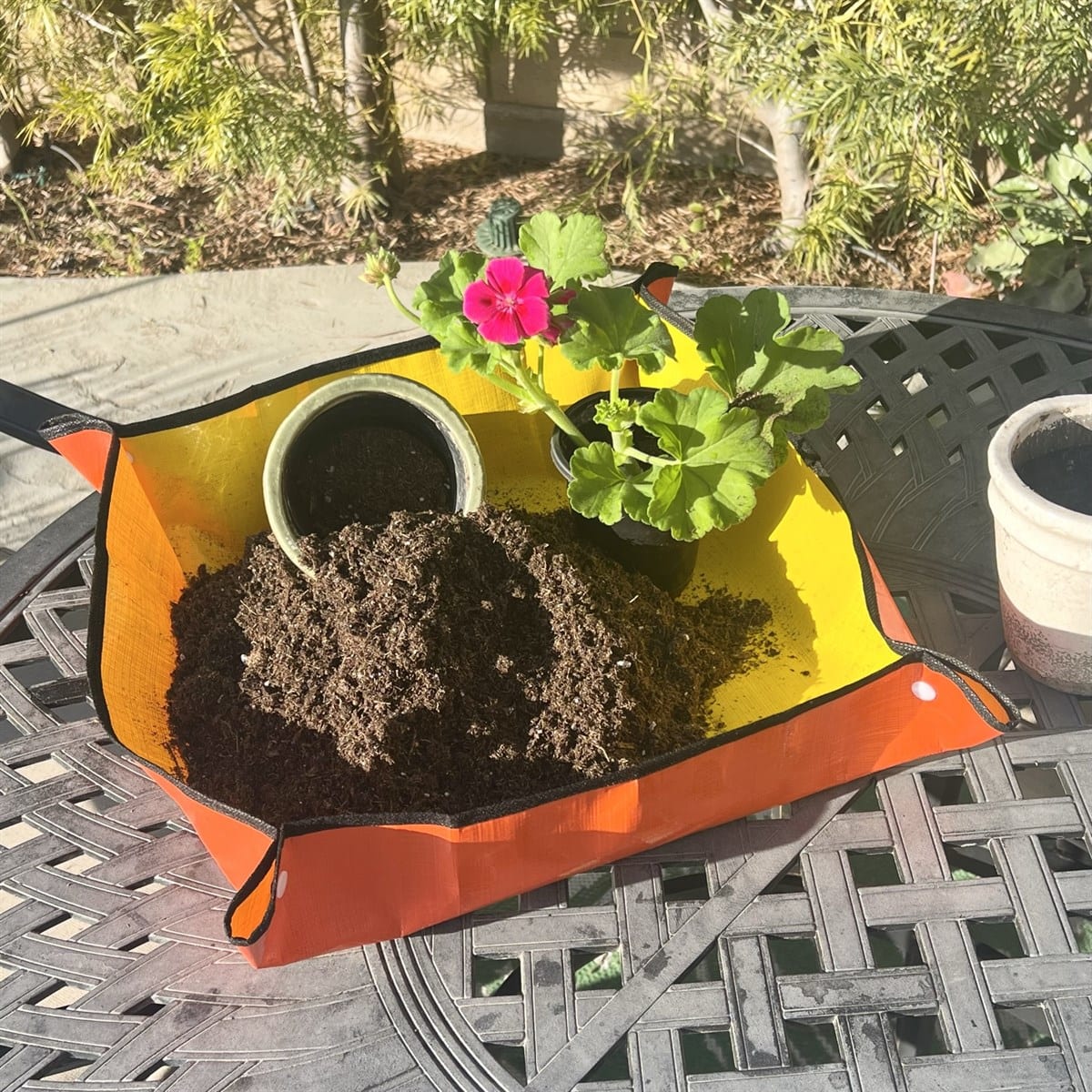 Indoor/Outdoor Plant Repotting Mat